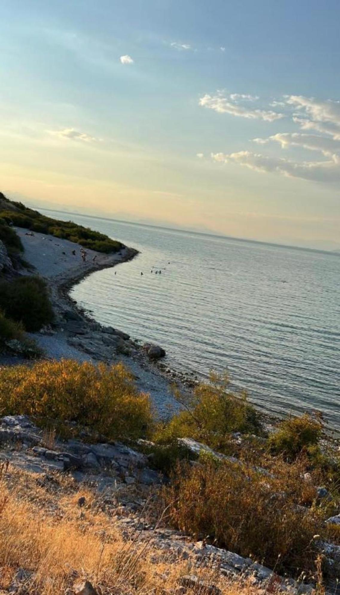 Lake Bliss Cabins Shkodra Exterior foto