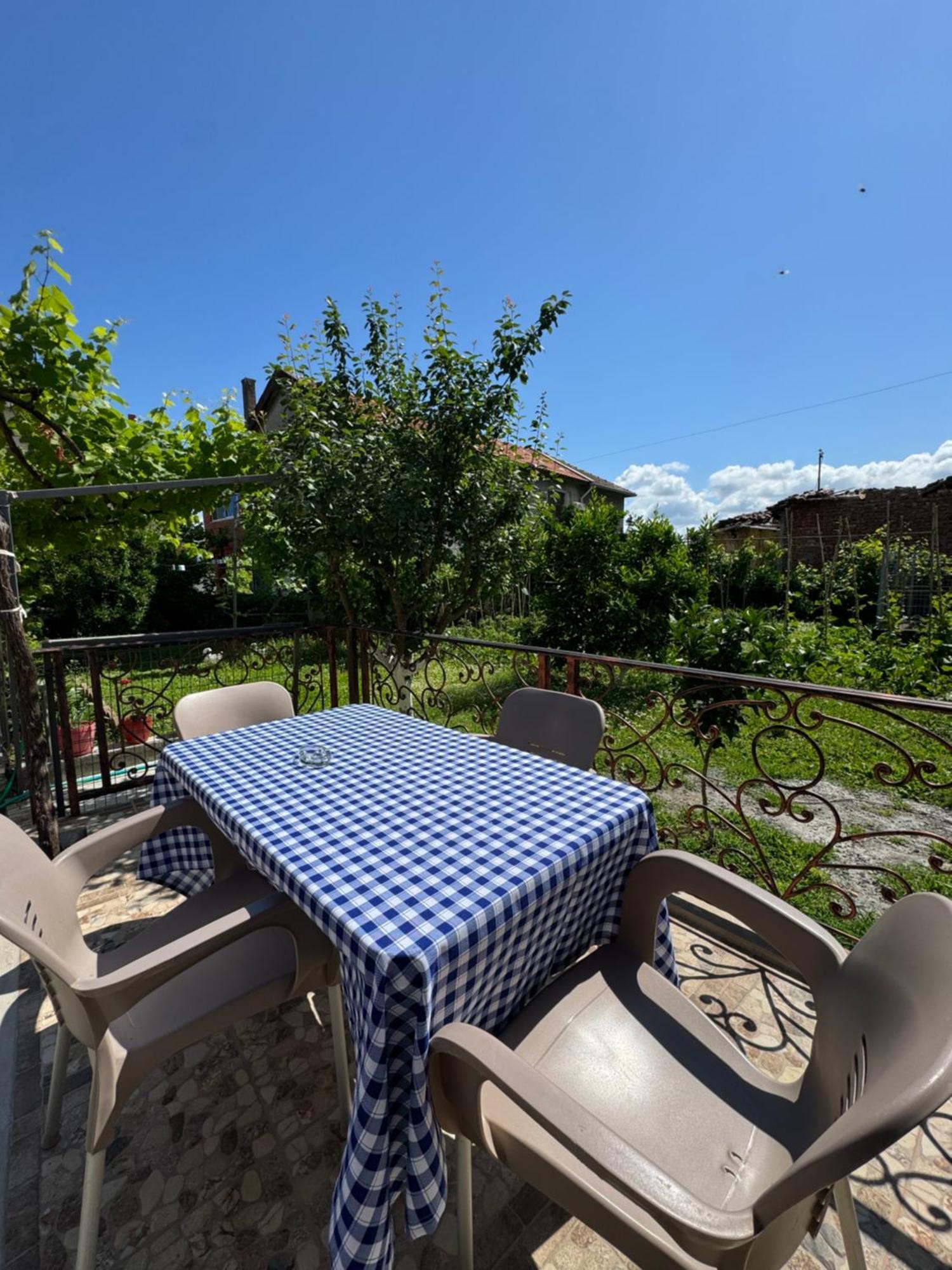 Lake Bliss Cabins Shkodra Exterior foto