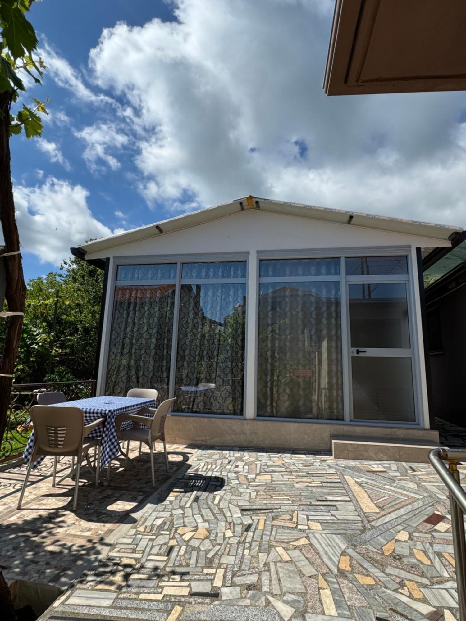 Lake Bliss Cabins Shkodra Exterior foto